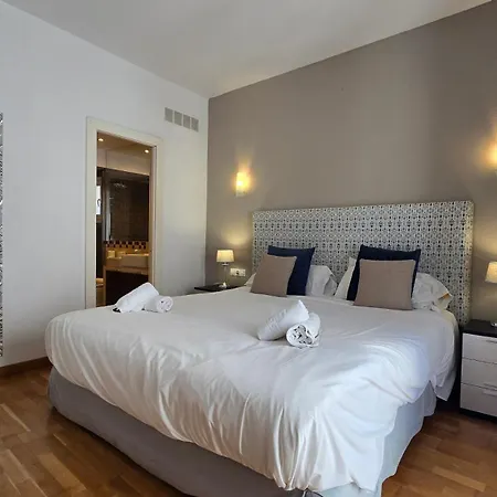 Appartement 2 Bedroom Frontline Puerto Banus Views Rdr299 Marbellac