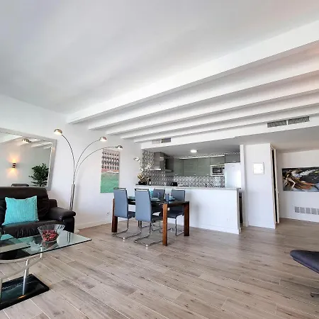 Apartman 2 Bedroom Frontline Puerto Banus Views Rdr299 Marbella