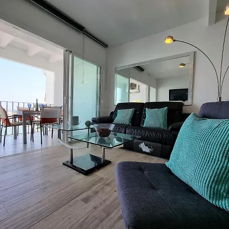 公寓 2 Bedroom Frontline Puerto Banus Views Rdr299