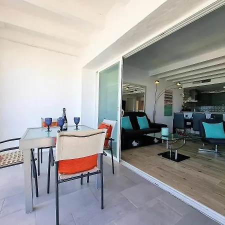 Apartman 2 Bedroom Frontline Puerto Banus Views Rdr299 Marbella