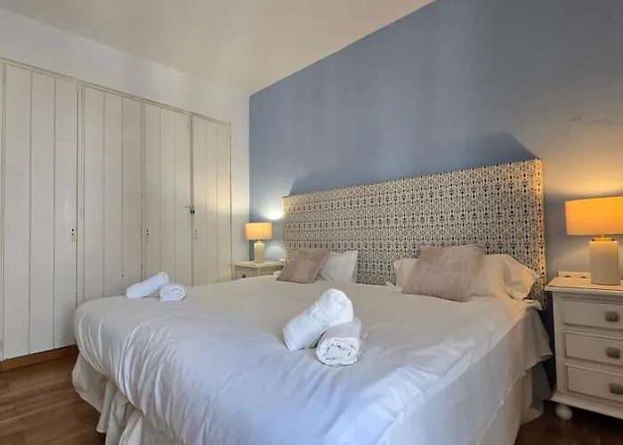 2 Bedroom Frontline Puerto Banus Views Rdr299 *